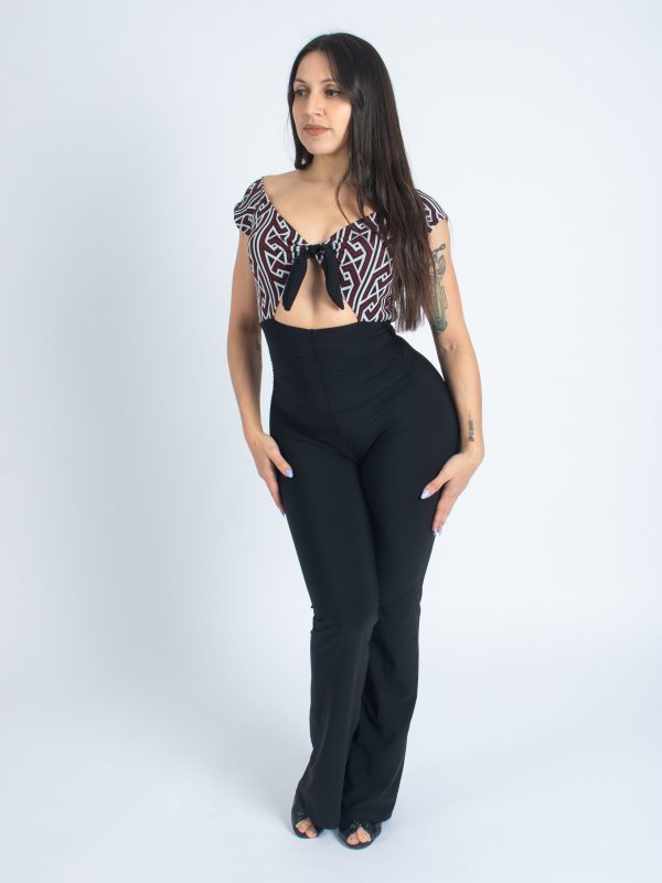 mono negro y vino para bachata